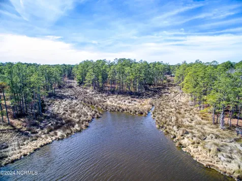 15 Alexander Drive Belhaven NC 27810