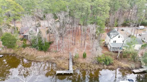 7013 Fairwinds Drive Oriental NC 28571