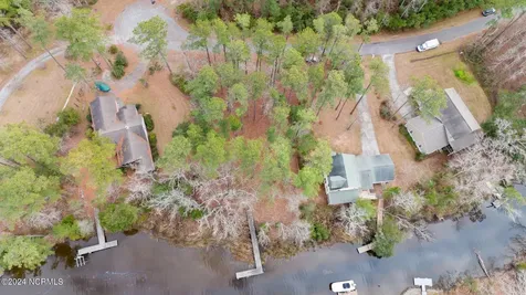 7013 Fairwinds Drive Oriental NC 28571