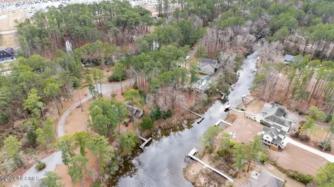 7013 Fairwinds Drive Oriental NC 28571