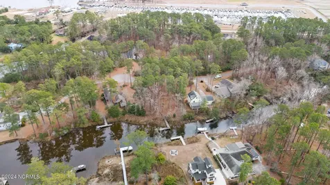 7013 Fairwinds Drive Oriental NC 28571