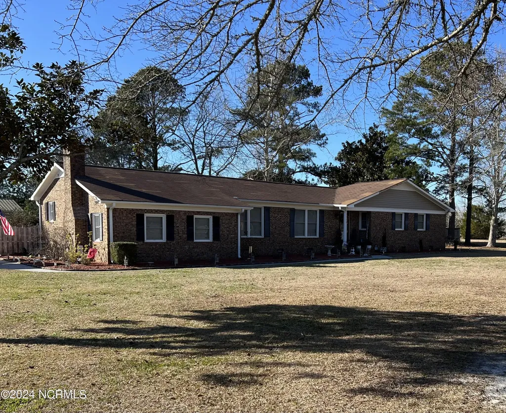 1130 Hammock Beach Road Swansboro NC 28584
