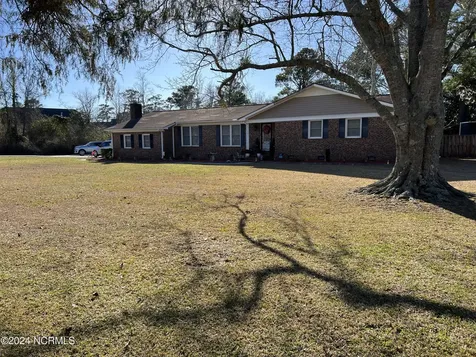 1130 Hammock Beach Road Swansboro NC 28584