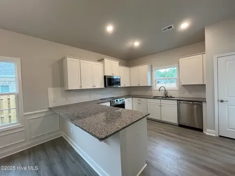 1204 Opaca Drive SE Bolivia NC 28422