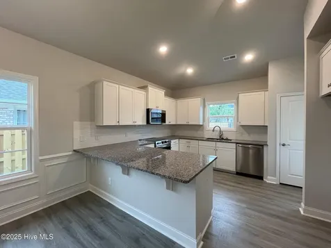 1204 Opaca Drive SE Bolivia NC 28422