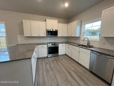 1204 Opaca Drive SE Bolivia NC 28422