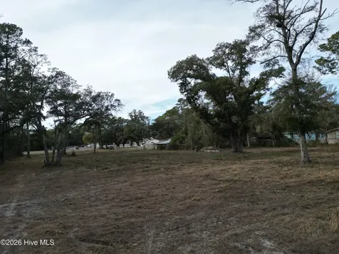 6747-C Carolina Beach Road Wilmington NC 28412