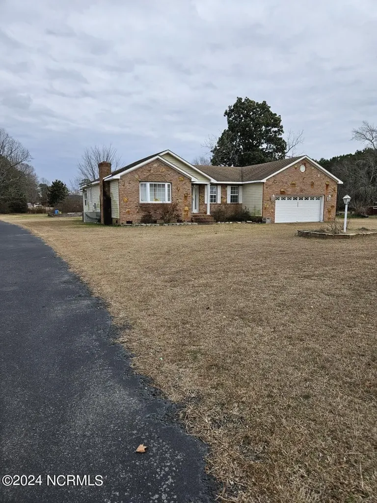111 Storey Road Murfreesboro NC 27855