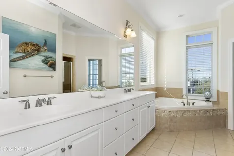 7127 Ocean Drive Emerald Isle NC 28594