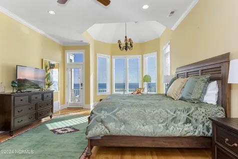 7127 Ocean Drive Emerald Isle NC 28594