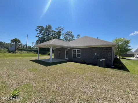 1237 Mandevilla Drive SE Bolivia NC 28422