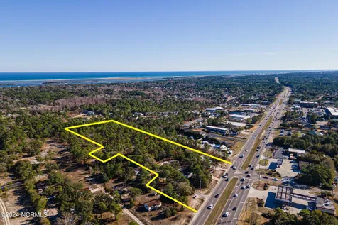 6231 Carolina Beach Road Wilmington NC 28412