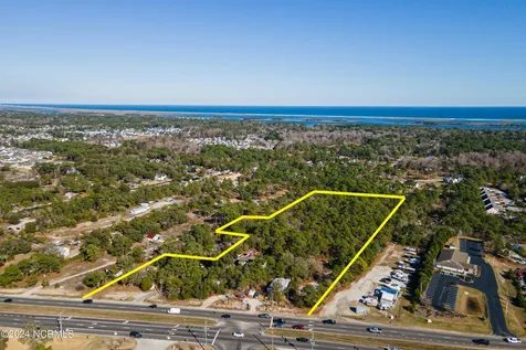 6231 Carolina Beach Road Wilmington NC 28412
