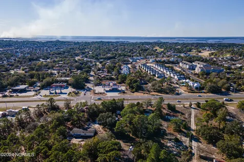 6231 Carolina Beach Road Wilmington NC 28412