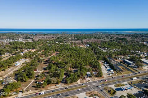 6231 Carolina Beach Road Wilmington NC 28412