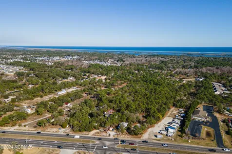 6231 Carolina Beach Road Wilmington NC 28412