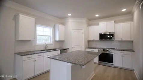 1215 Opaca Drive SE Bolivia NC 28422