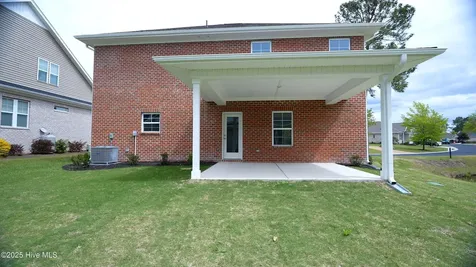 1215 Opaca Drive SE Bolivia NC 28422
