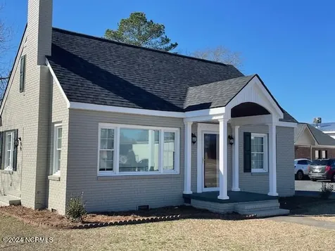 1101 W Broad Street Elizabethtown NC 28337