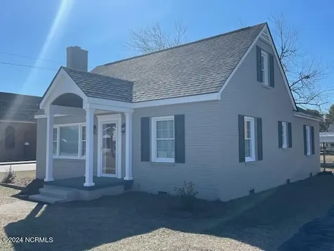 1101 W Broad Street Elizabethtown NC 28337