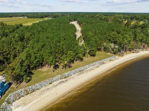 3 Sandy Bay Drive W Oriental NC 28571