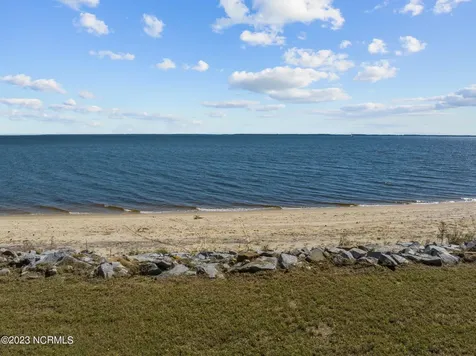 15 Sandy Bay Drive W Oriental NC 28571