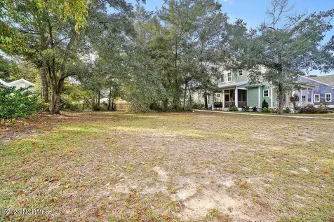 305 Fire Fly Lane SE Southport NC 28461