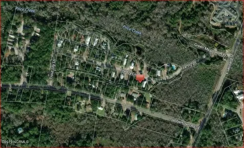 305 Fire Fly Lane SE Southport NC 28461