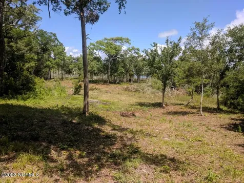 4310 Emerald Drive Emerald Isle NC 28594