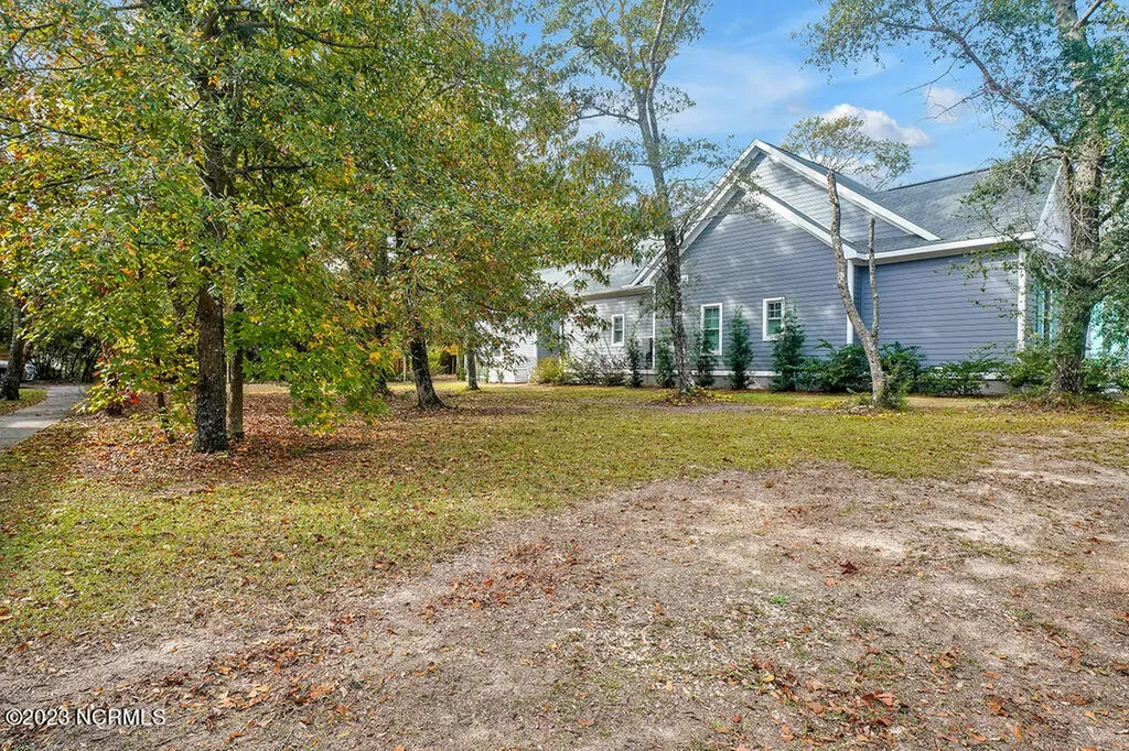 411 Fire Fly Lane Southport NC 28461
