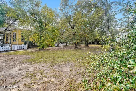 411 Fire Fly Lane Southport NC 28461