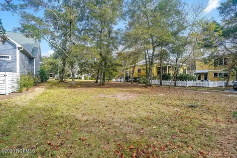 411 Fire Fly Lane Southport NC 28461