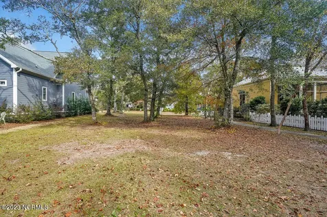 411 Fire Fly Lane Southport NC 28461