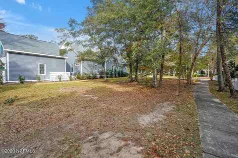 411 Fire Fly Lane Southport NC 28461