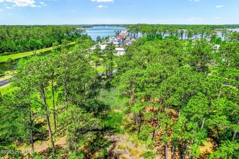 72 Oyster Point Road Oriental NC 28571