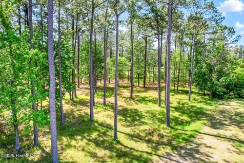 72 Oyster Point Road Oriental NC 28571