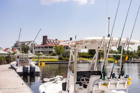 72 Oyster Point Road Oriental NC 28571