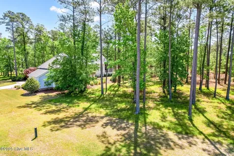 72 Oyster Point Road Oriental NC 28571