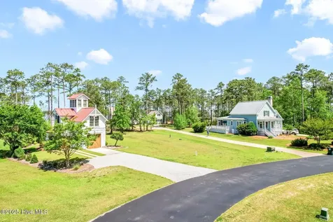72 Oyster Point Road Oriental NC 28571