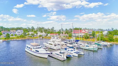 203 River Watch Road Oriental NC 28571