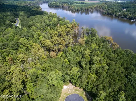 60 Kennedy Court N Hertford NC 27944