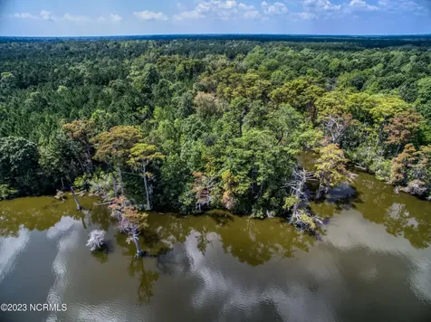 60 Kennedy Court N Hertford NC 27944