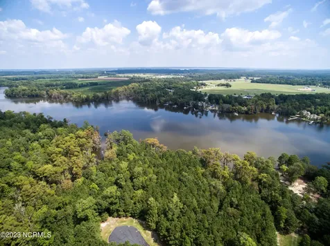 60 Kennedy Court N Hertford NC 27944