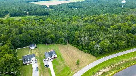 401 Guinea Road Moyock NC 27958