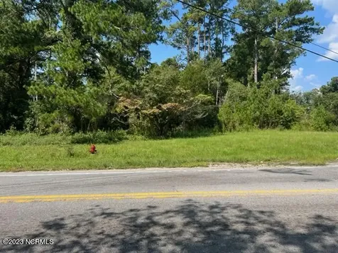108 Sandridge Road Hubert NC 28539