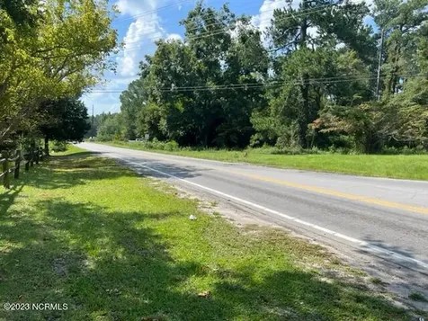 108 Sandridge Road Hubert NC 28539