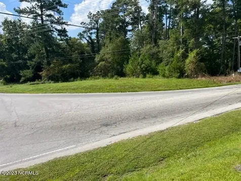 108 Sandridge Road Hubert NC 28539