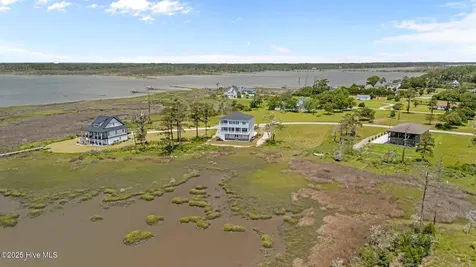 325 Anson Road Beaufort NC 28516