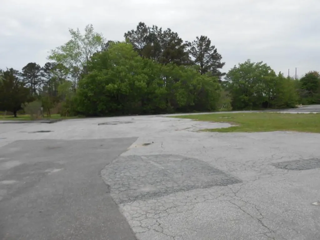 57 E Us Highway 64 E Plymouth NC 27962