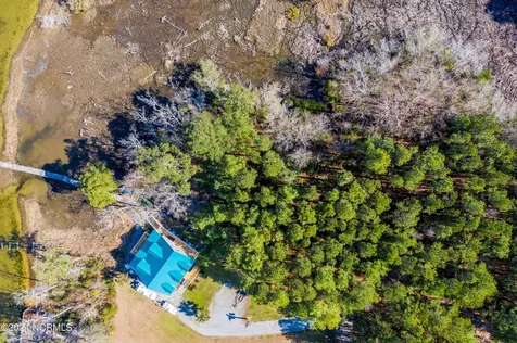 200 Bayside Drive Sneads Ferry NC 28460